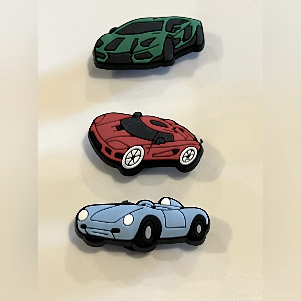 Crocs shoes jewelry jibbitz sports cars red blue green
Set of 3 gems charms